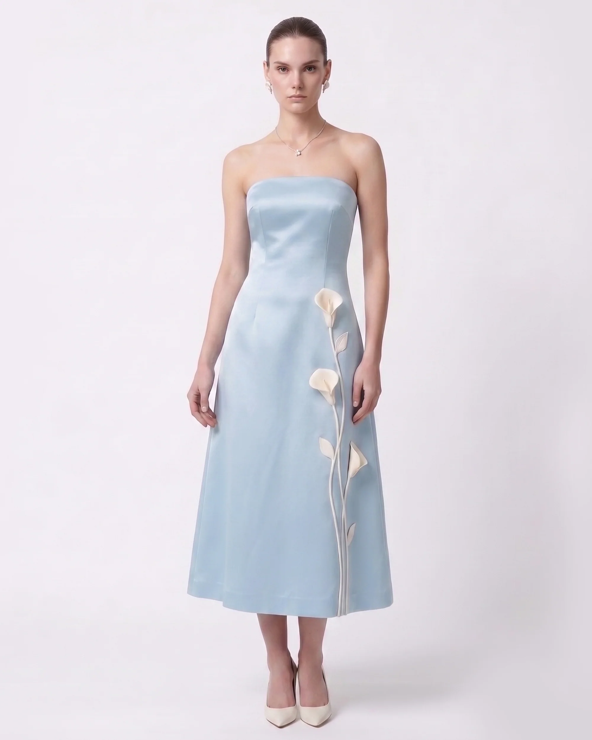 Floral Appliqu?? Strapless Midi Dress - Light Blue